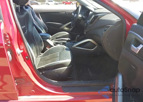 2013 Hyundai Veloster Turbo W/Black из США, поврежденный, VIN KMHTC6AE2DU164913